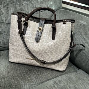 Dooney & Bourke Purse